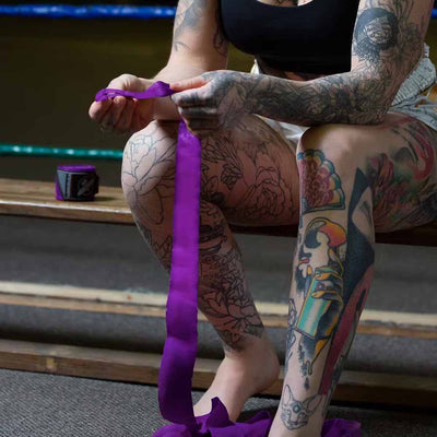 Putting on handwraps (and alternatives to handwraps)