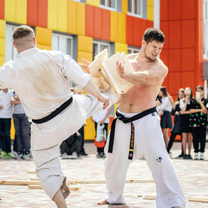 Breaking tests in Taekwon-do and martial arts