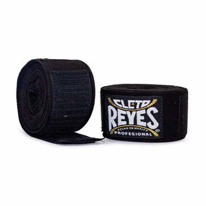 Cleto Reyes bandages